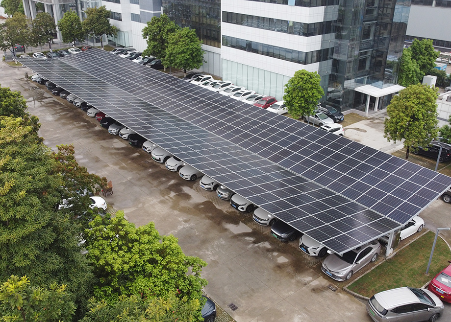防水防曬還能充電！這個“光伏+車棚”絕了！